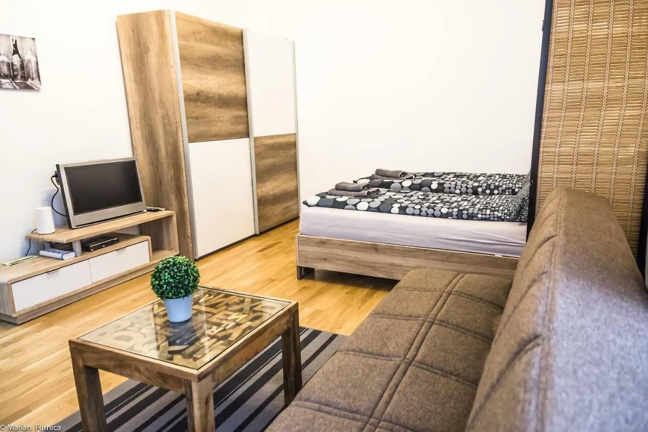 Gorgeous Flat Only 15 Min To Center Apartment Vienna