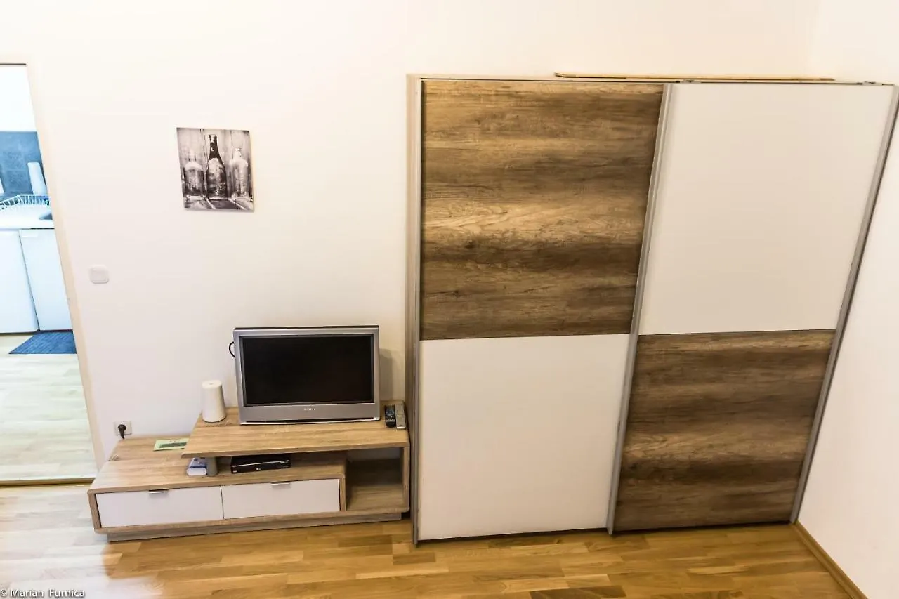 Gorgeous Flat Only 15 Min To Center Apartment Vienna Austria